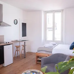 le-saint-tienne-studio-moderne-et-lumineux.inbrittany.com/